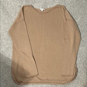 GAP Women's Tan Crew Neck Sweater
